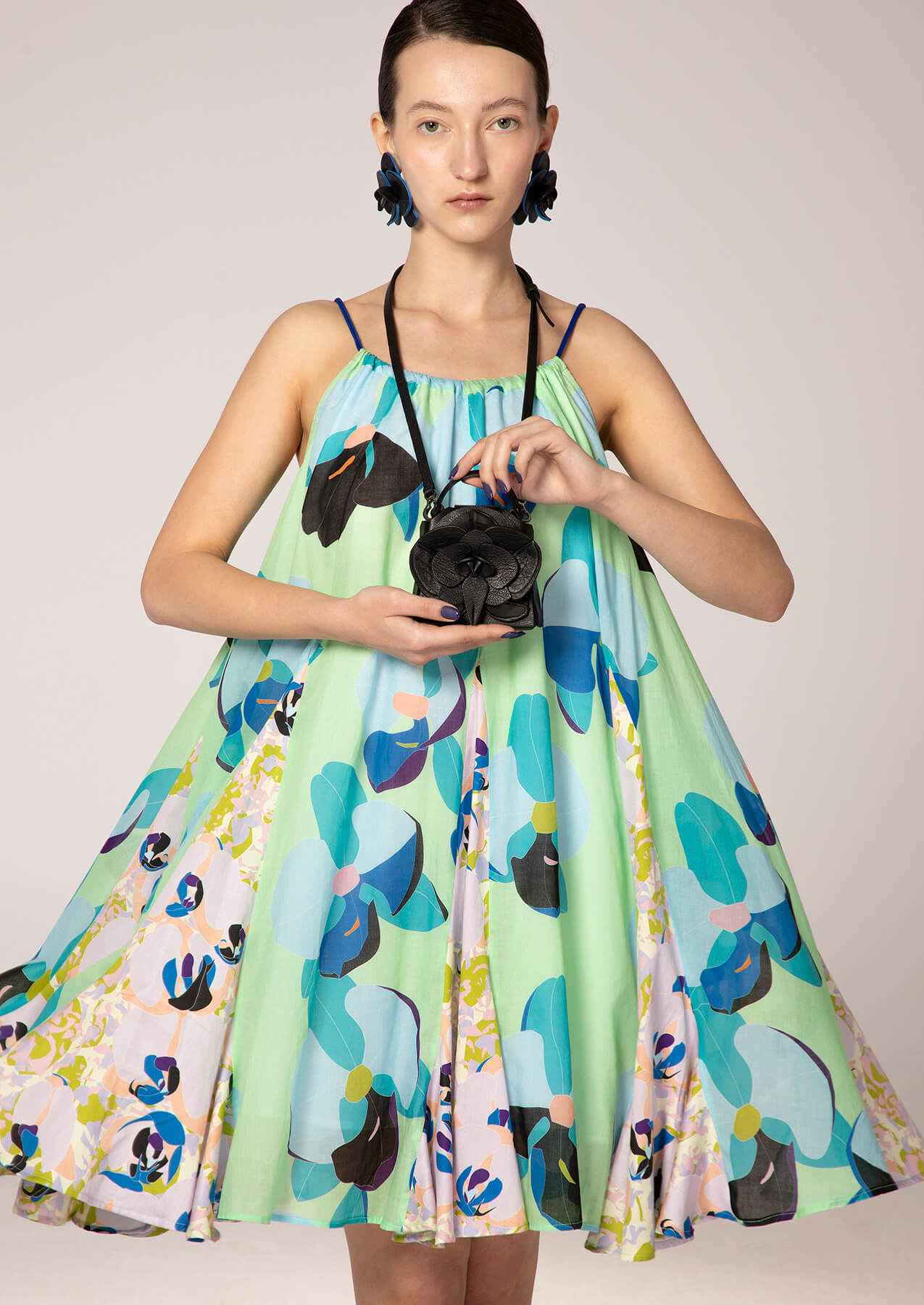 knapp-dance-of-the-orchid-ss2024-sleeveless-flower-pattern-frilled-midi-dress knapp-dance-of-the-orchid-ss2024-sleeveless-flower-pattern-frilled-midi-dress